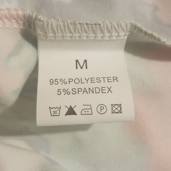 🆕️ Beautiful Floral Dress - Picture 5 of 8